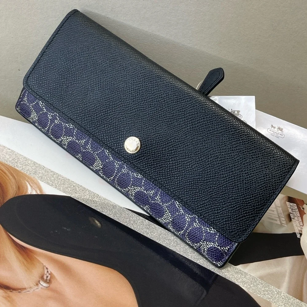 (new+tag) Coach signature monogram classic violet black soft wallet